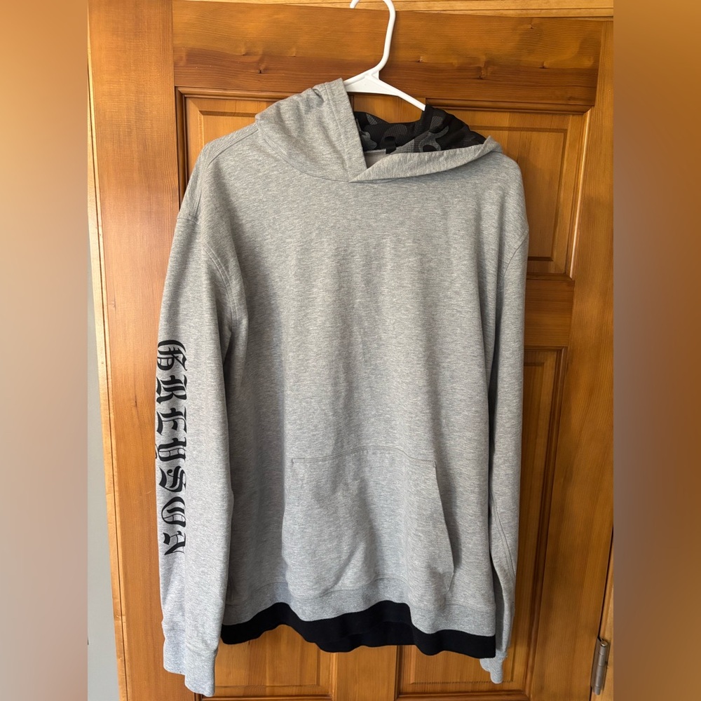 Greyson Men’s grey sweatshirt with branding on arm. Like new condition.
